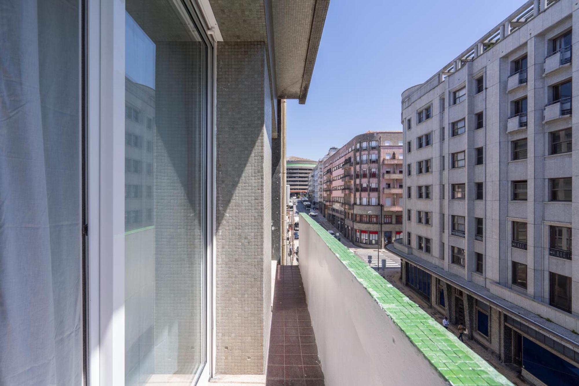 Апартаменты Sweet Flats With Netflix - Bolhao City Center Порту Экстерьер фото